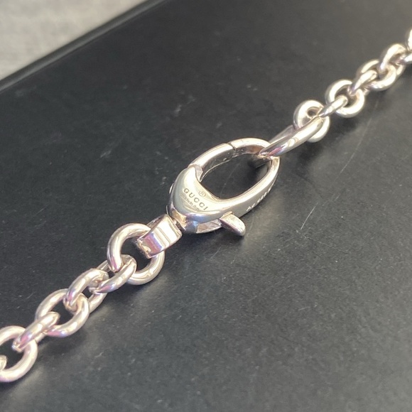 Gucci Interlocking Logo Necklace - Picture 3 of 4